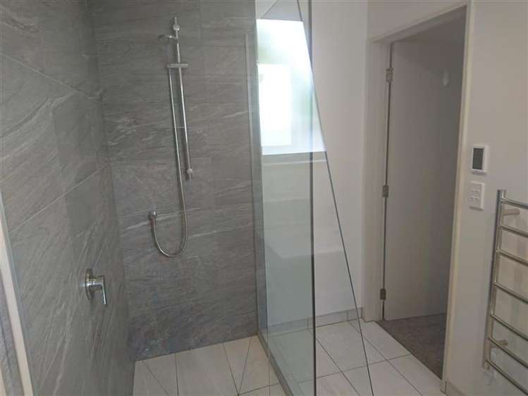 2 Ragan Lane Wanaka_10