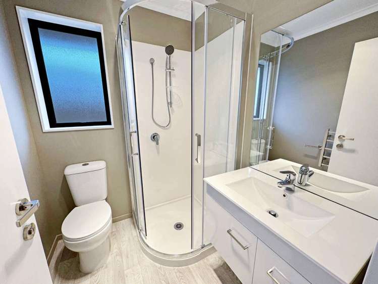 42 Stackwood Avenue Woodend_9