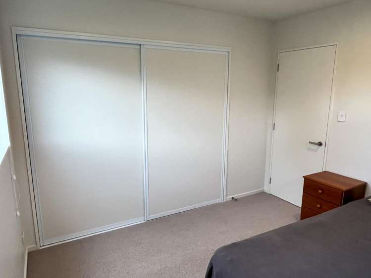 2/16 Devon Street Sydenham_8