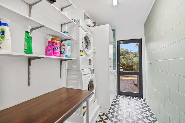 29 Tahunatapu Road Parua Bay_19