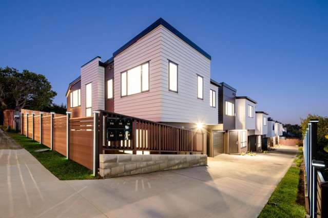 Modern, Standalone Living in the Heart of Glen...