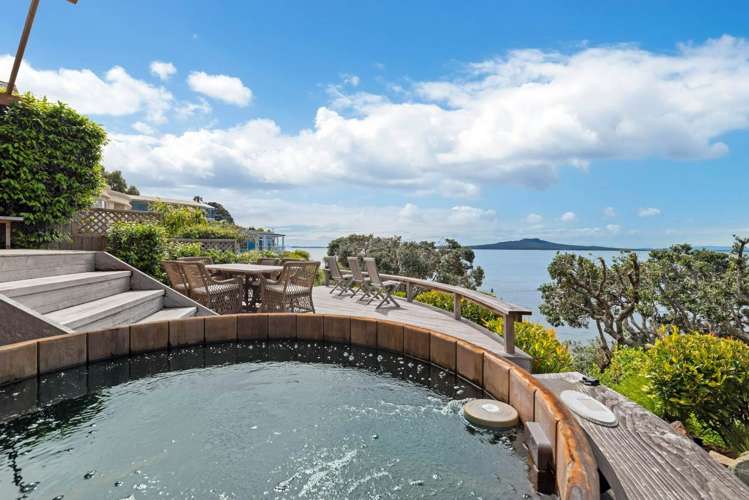 1 Beach Road Castor Bay_26