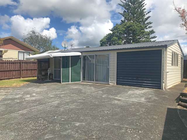 8 Etherton Drive Manurewa_1