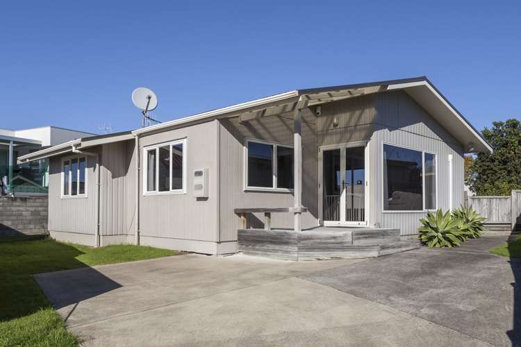 303b Beach Road Whangamata_1