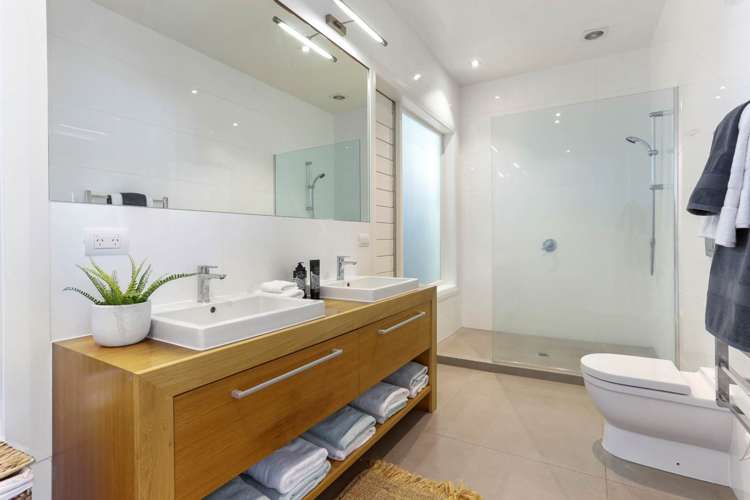 255 Hurstmere Road Takapuna_27