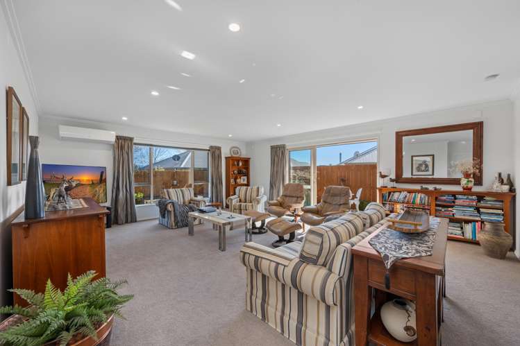8 Rifle Range Place Witherlea_11