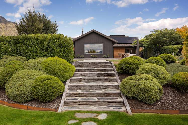 13 Hovingham Court Jacks Point_22