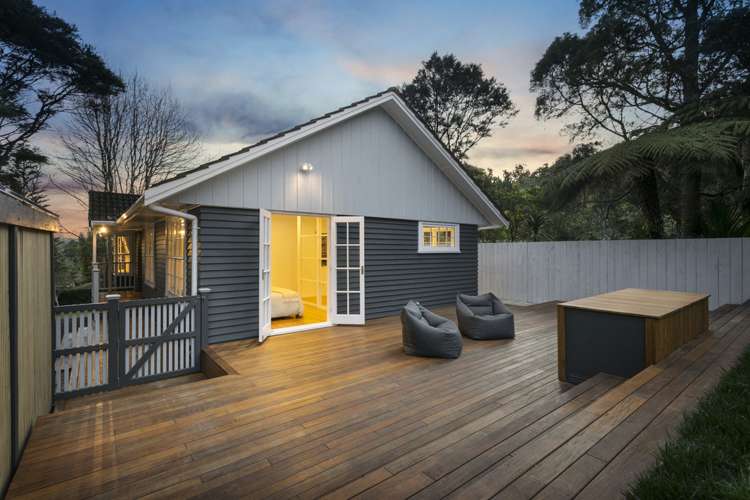 137 Woodlands Park Road Titirangi_7