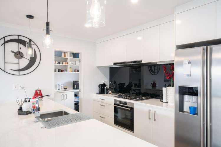 4 Antigua Way_4
