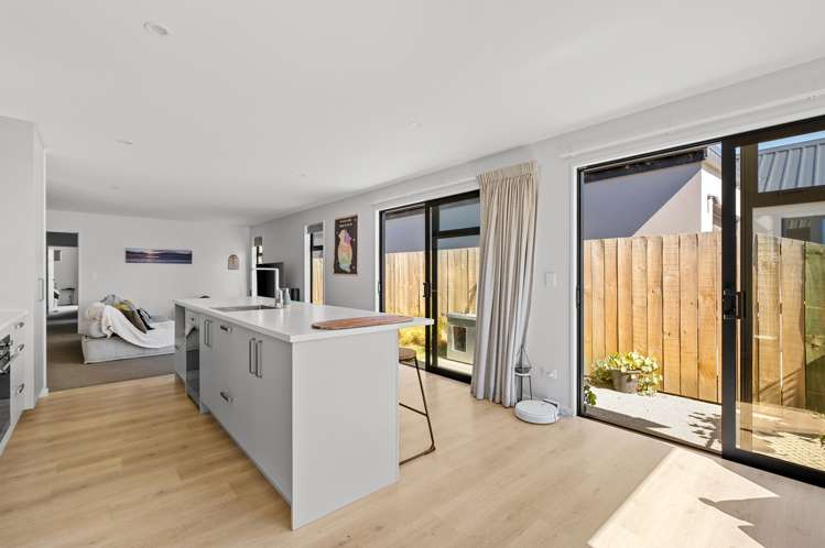 32 Cairnmuir Street Wanaka_3