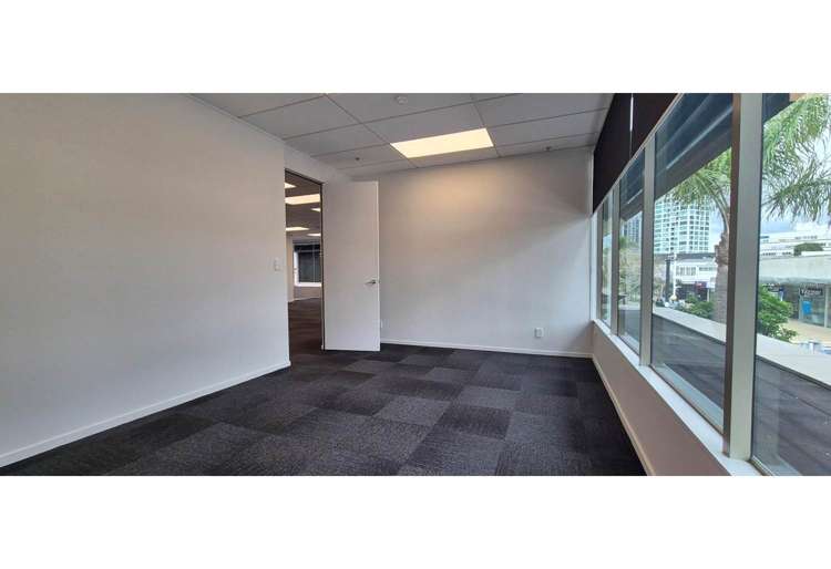 57-61 Hurstmere Road Takapuna_4