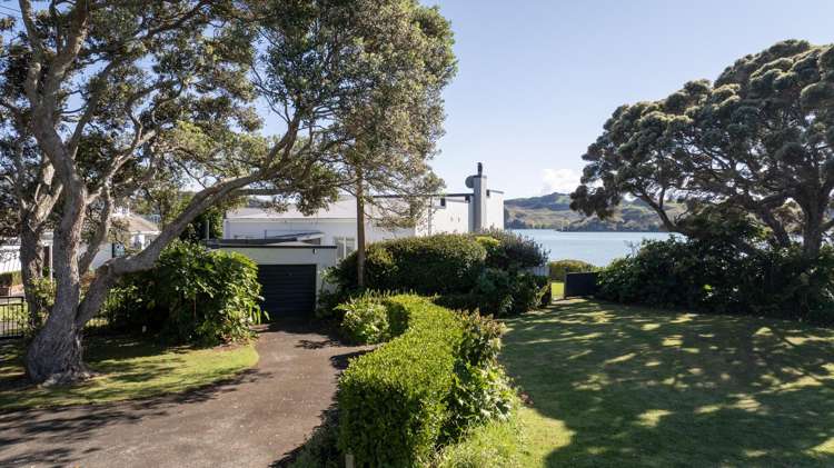78 Wallis Street Raglan_44