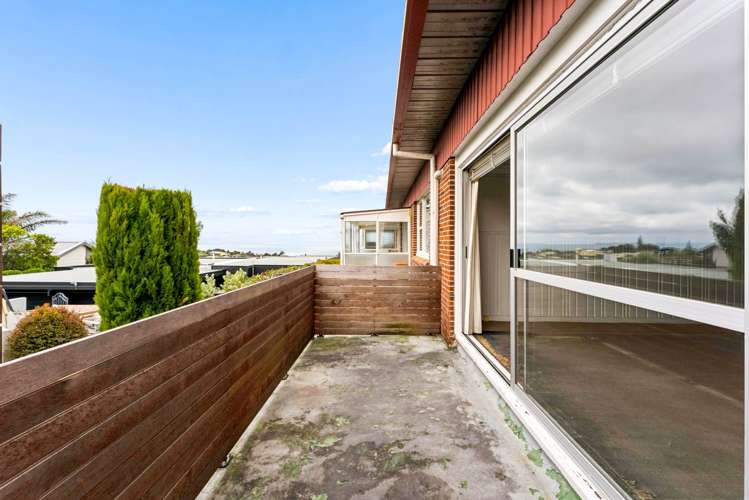 2/5 Braemar Road Castor Bay_9
