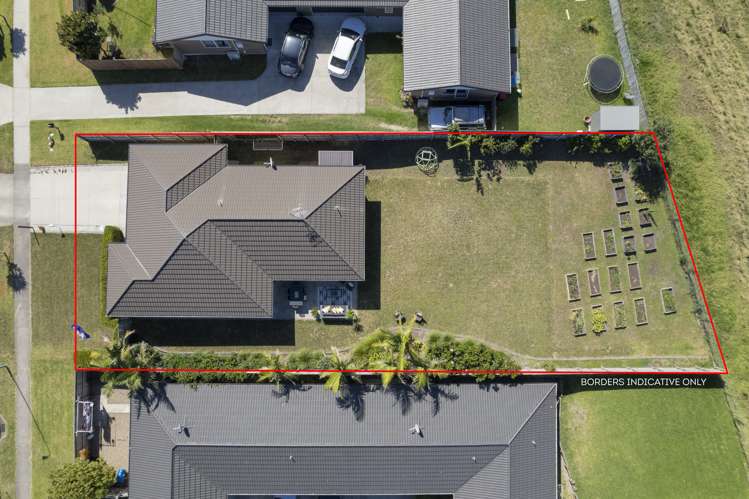 208 Ballintoy Park Drive Welcome Bay_18
