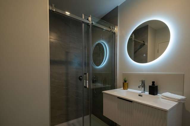 36 Te Ara Wai Mangere East_4