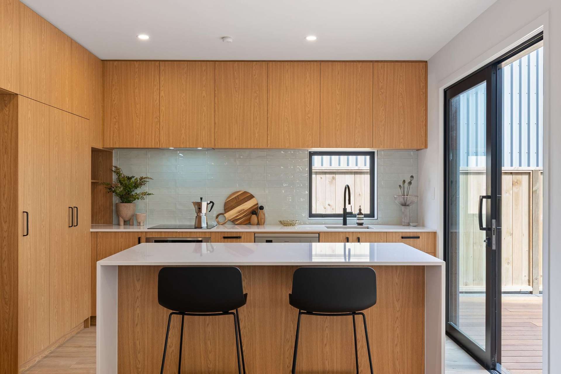 2/161 Onepu Road Lyall Bay_0