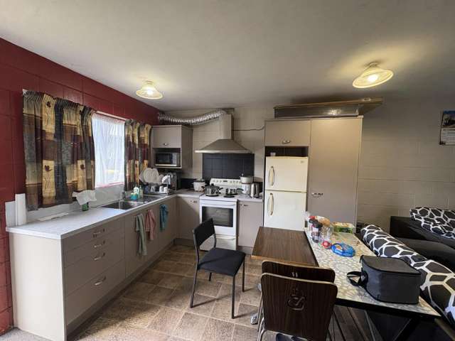 3/16 Charlemont Street Whitiora_1