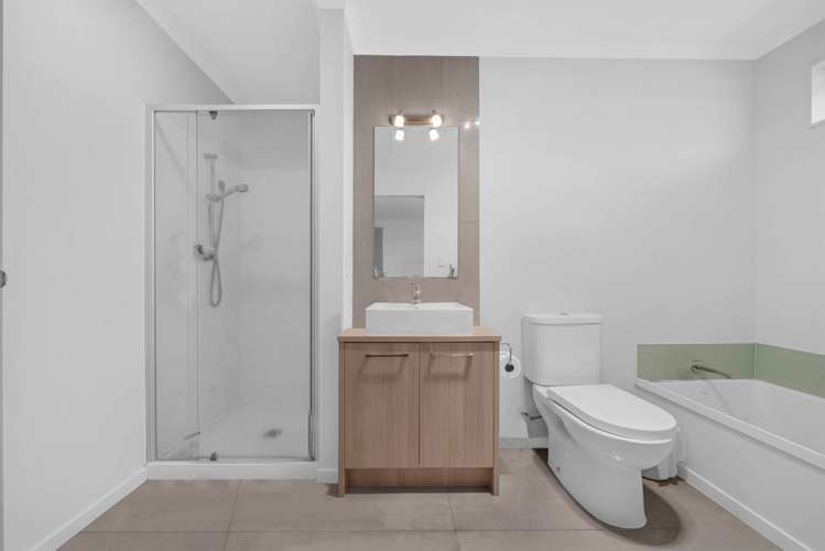 20 Lane Cameron Place Flat Bush_10