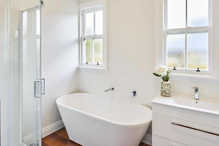 57 Ranui Terrace Tawa_14