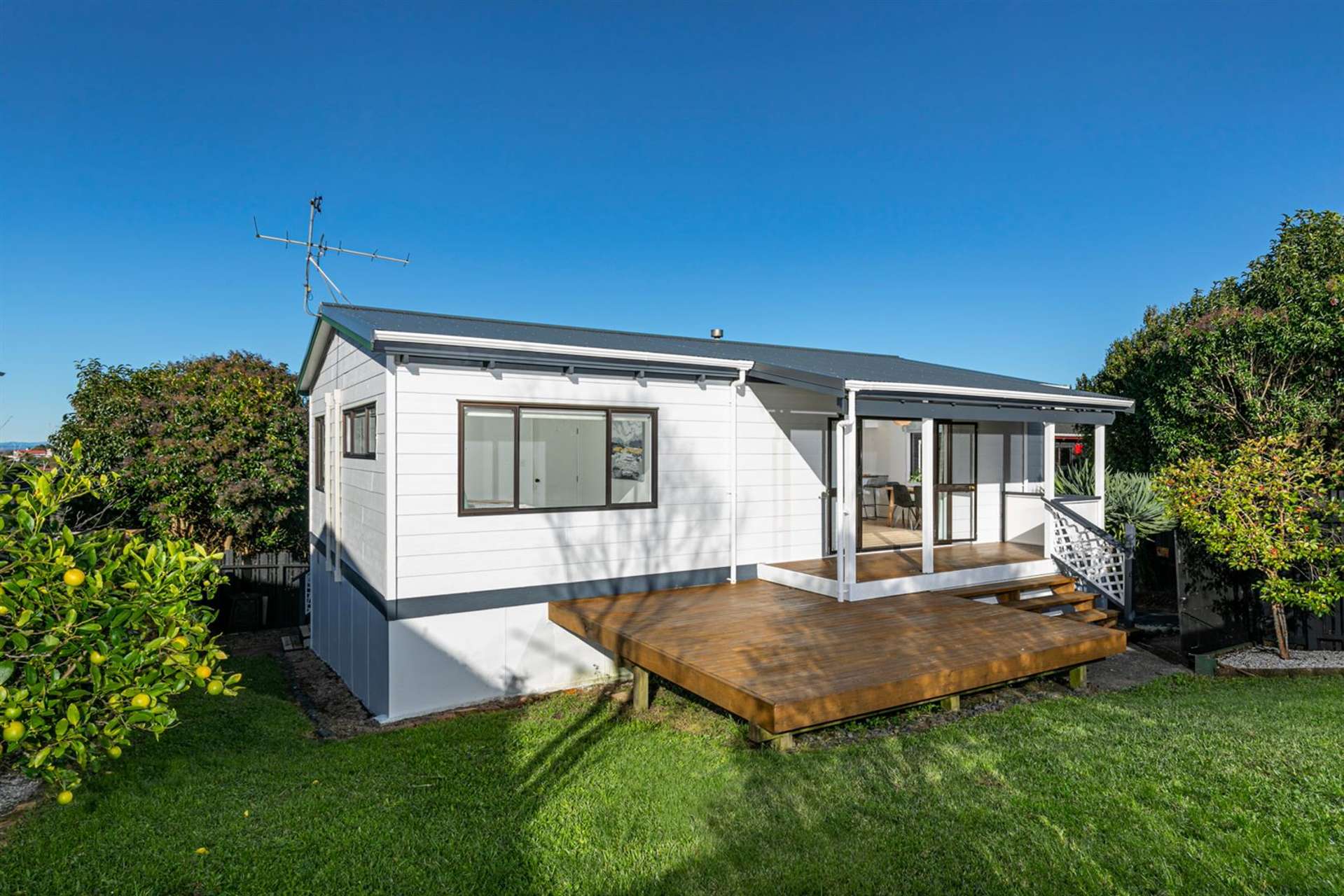 1/130 Golf Road Titirangi_0