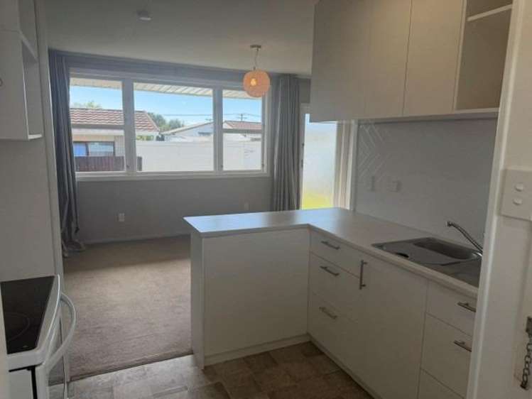 2/15a Holsworthy Road Lower Vogeltown_7