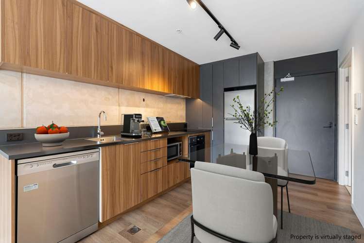 615/21 King Street Mount Cook_3