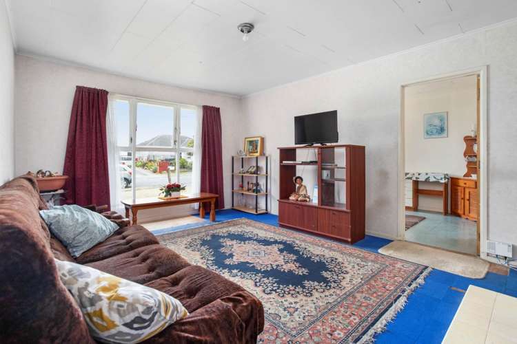 16 Mervan Street Mangere East_6