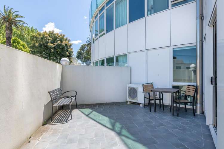 Apartment 002, 6 Durham Street City Centre_10