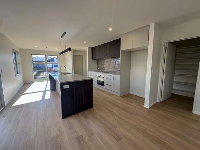 3 Harlequin Drive 11103_2