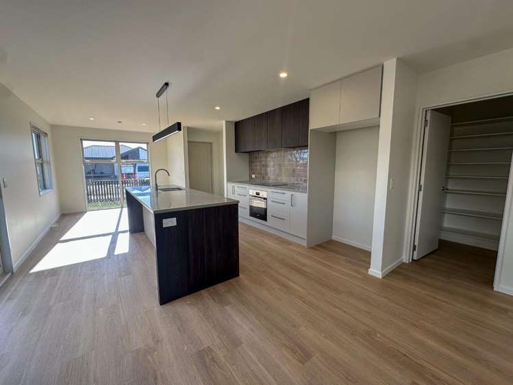 3 Harlequin Drive 11103_2