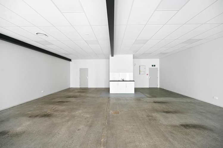 2/25 Te Aroha Street East Hamilton East_5