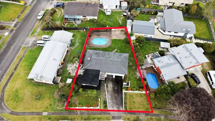 4 Lansdowne Crescent Glenview_17