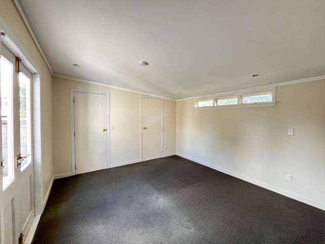 387 West Coast Road Glen Eden_4