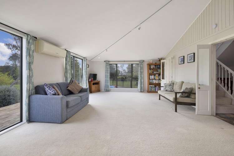 225 Waitohu Valley Road Otaki_31