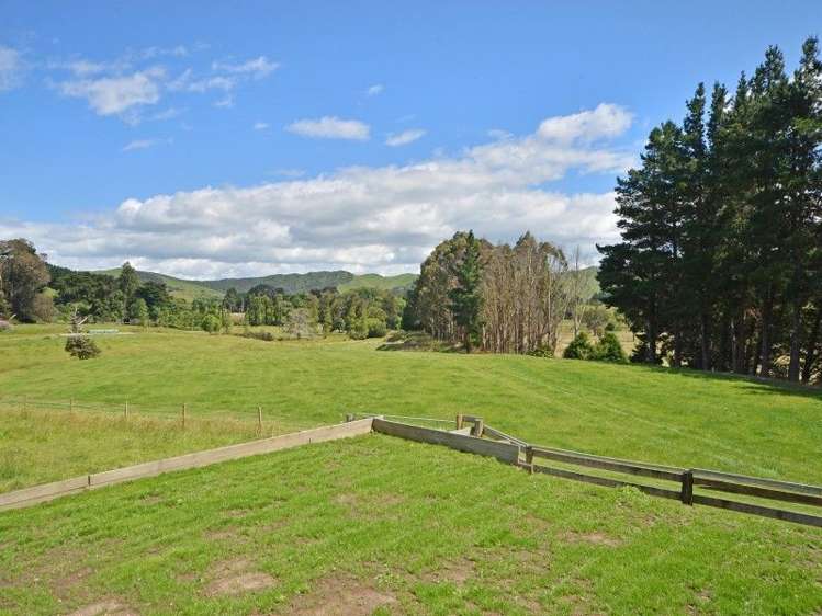 100 Castle Hill Road Eketahuna_19