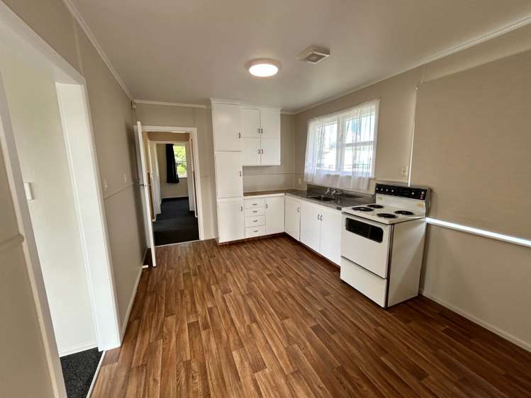 5 Civil Place Otara_3