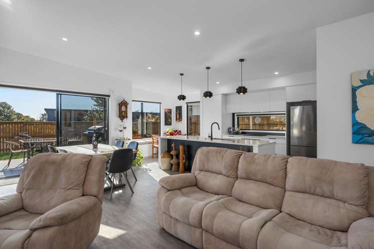 57 Awatira Drive Papamoa_6