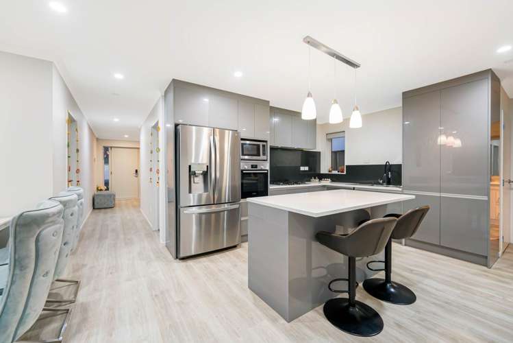 16 Sapwood Crescent Takanini_12