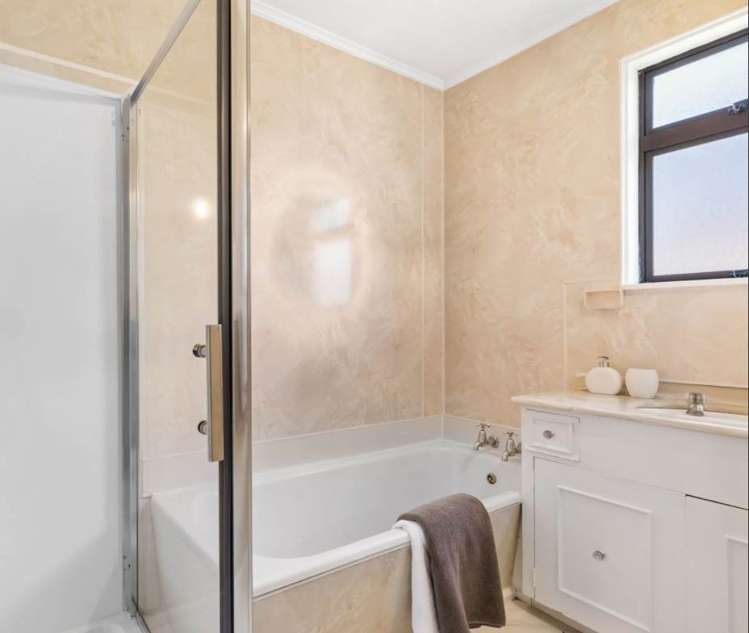 13 Alamein Road Panmure_9