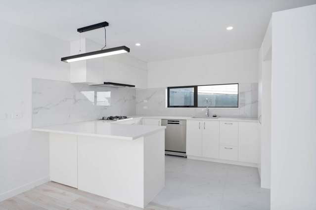 141E Glengarry Road Glen Eden_2