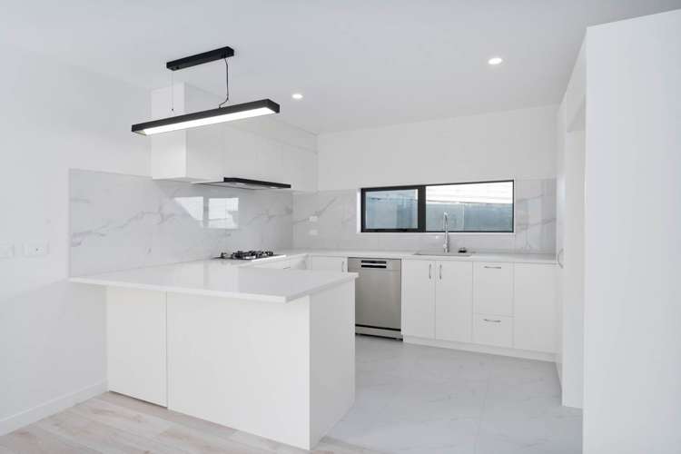 141E Glengarry Road_1