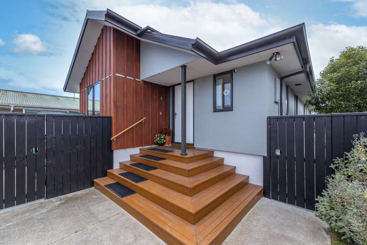 357 Estuary Road South New Brighton_14