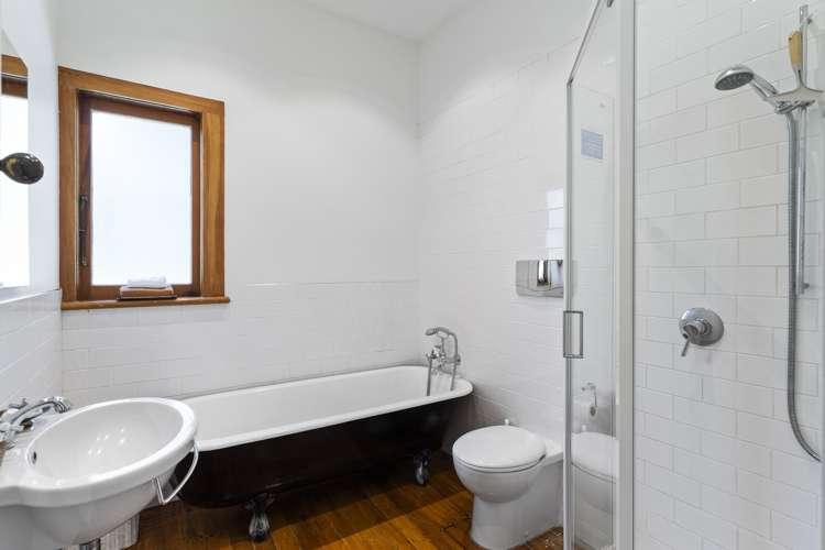 12 Niccol Avenue Narrow Neck_6