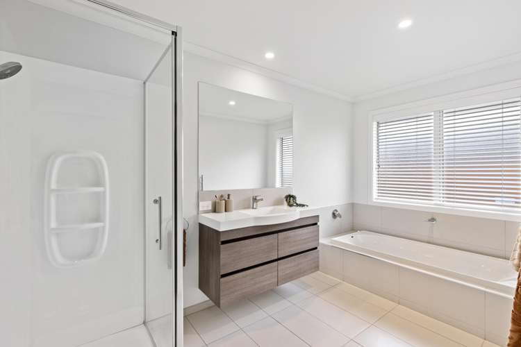 45 Vernon Drive Lincoln_18