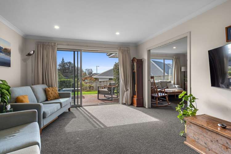 5 Pine Crest Drive Richmond_8