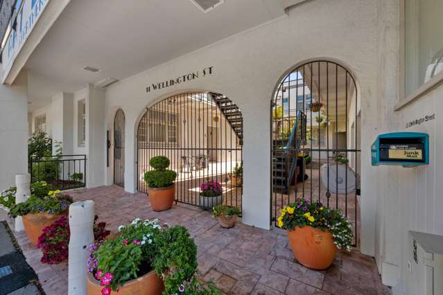 4/11 Wellington Street Picton_4