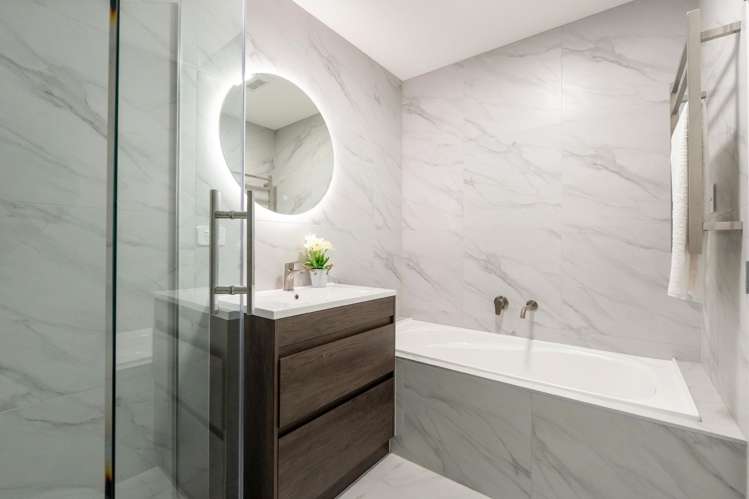 20/163-165 Lake Road Belmont_23