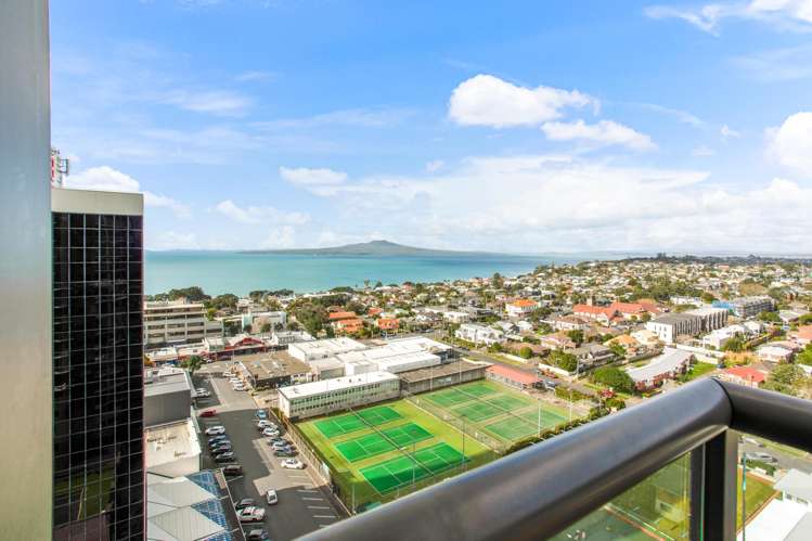 9-17 Byron Avenue Takapuna_10