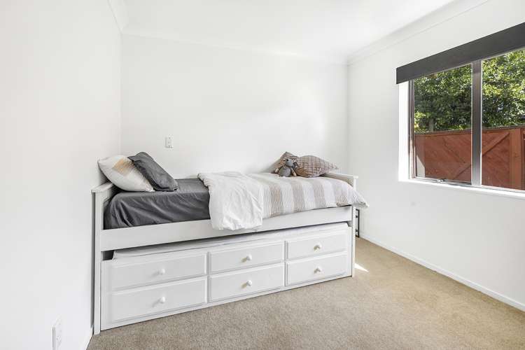 18 Longwood Place Harrowfield_15