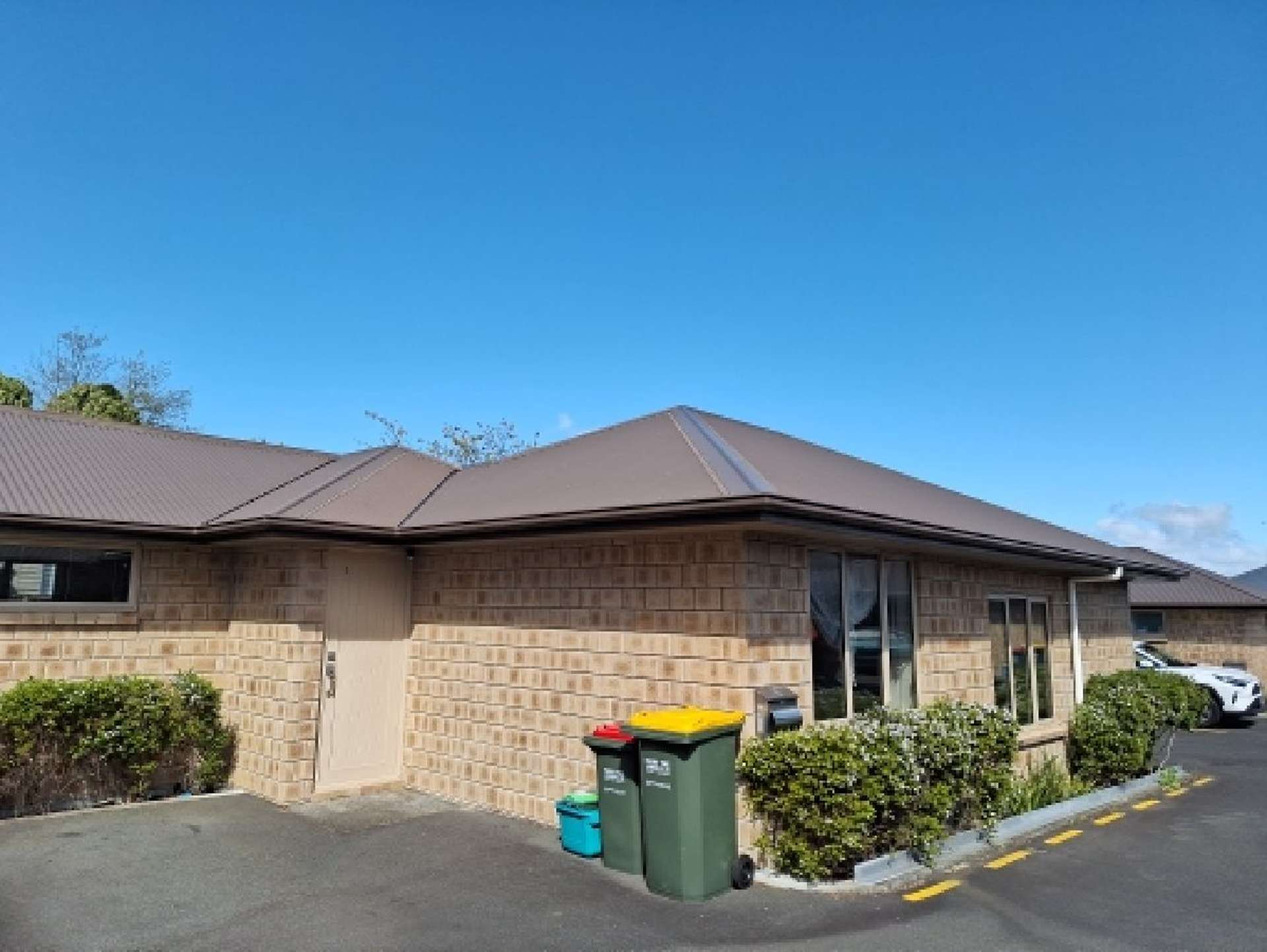 3/114 Old Farm Road Hillcrest_0
